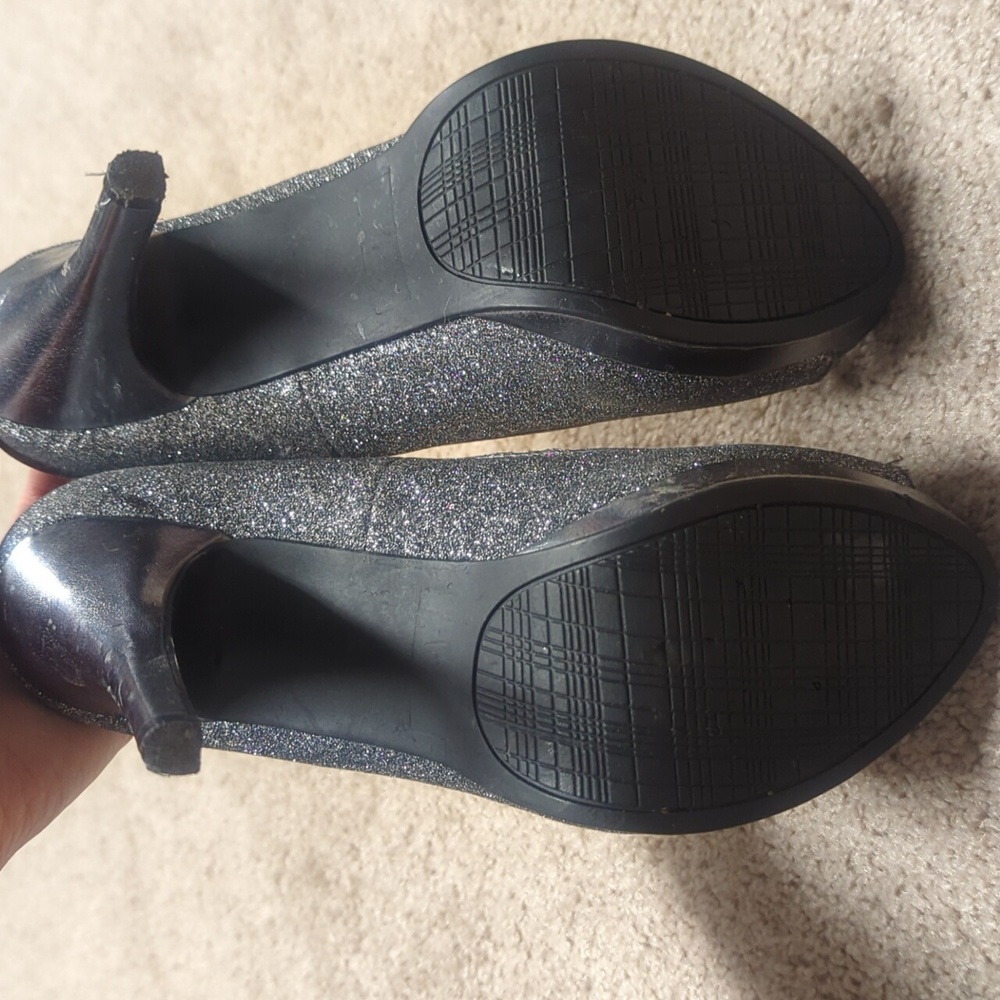 Last Chance ‼️ Sparkle Heels - Picture 4 of 5